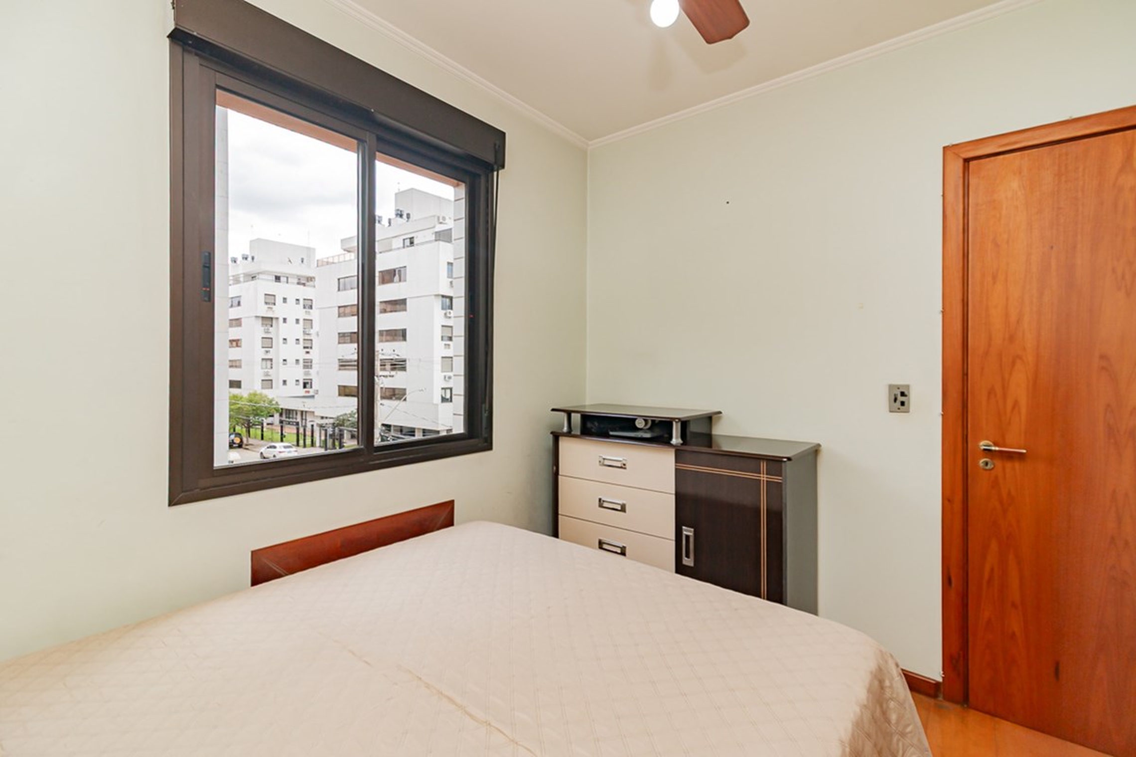 JLRS 425 Apto 612491035-32 — Jardim Lindóia, Porto Alegre — foto 2
