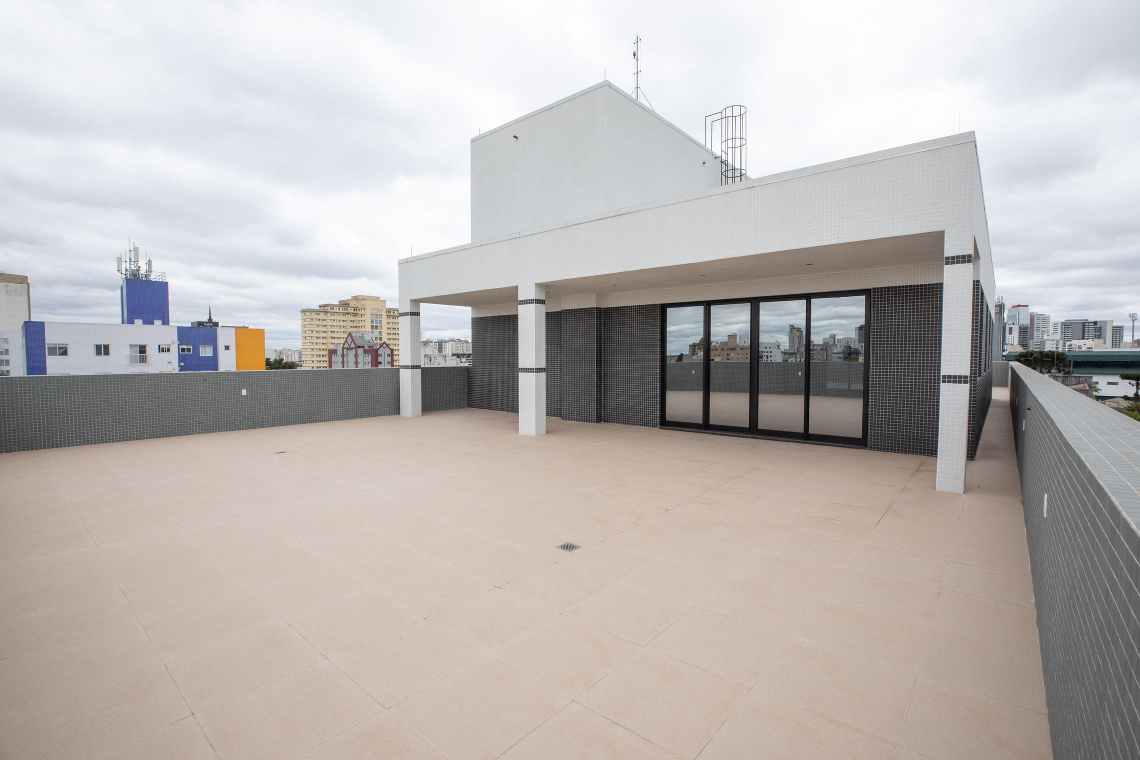 Comercial de 179m² no bairro Alto da Glória, em Curitiba | Eu Corretor