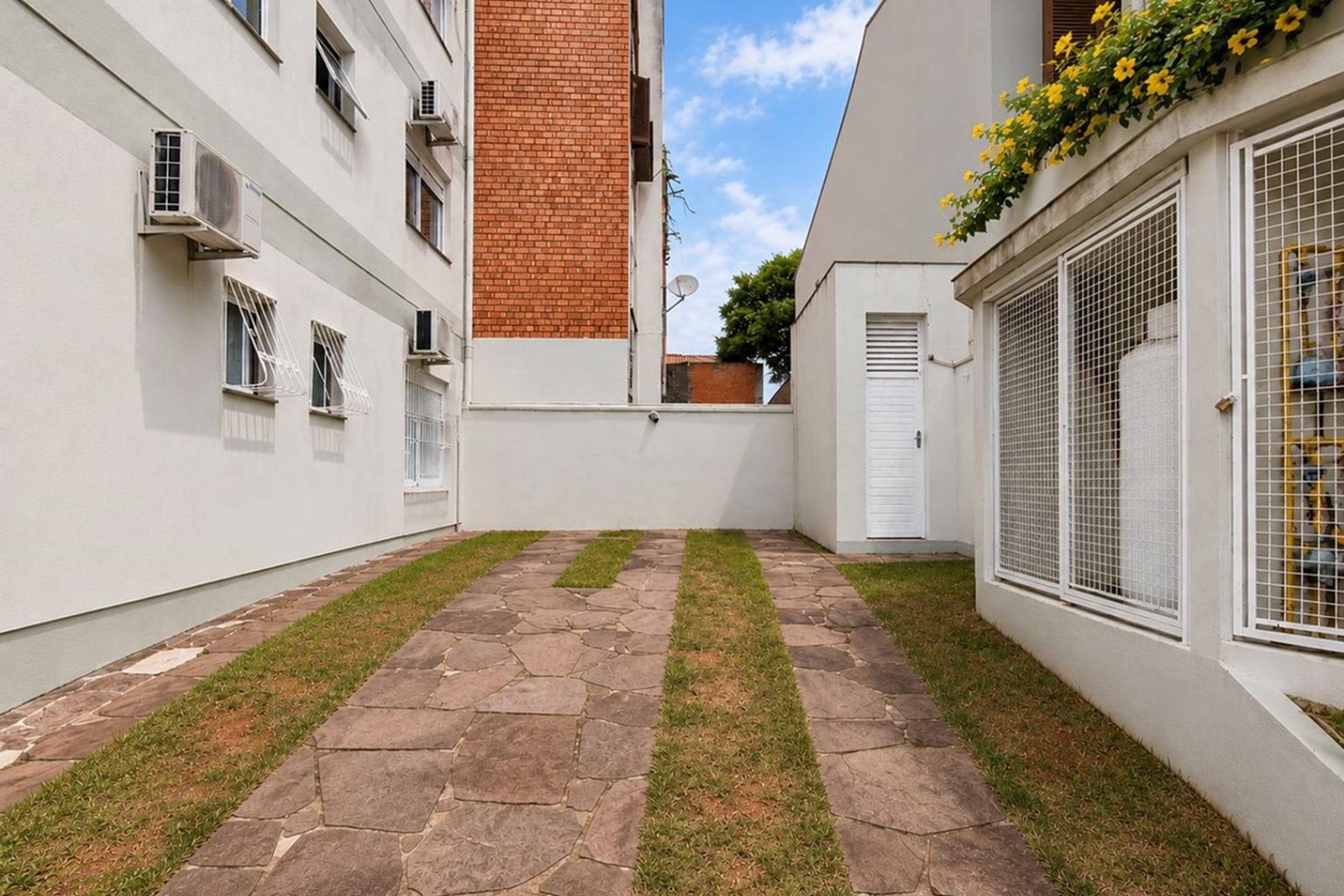 Apartamento, 2 quartos, à venda, 75 m², Jardim Itu - Porto Alegre — foto 3