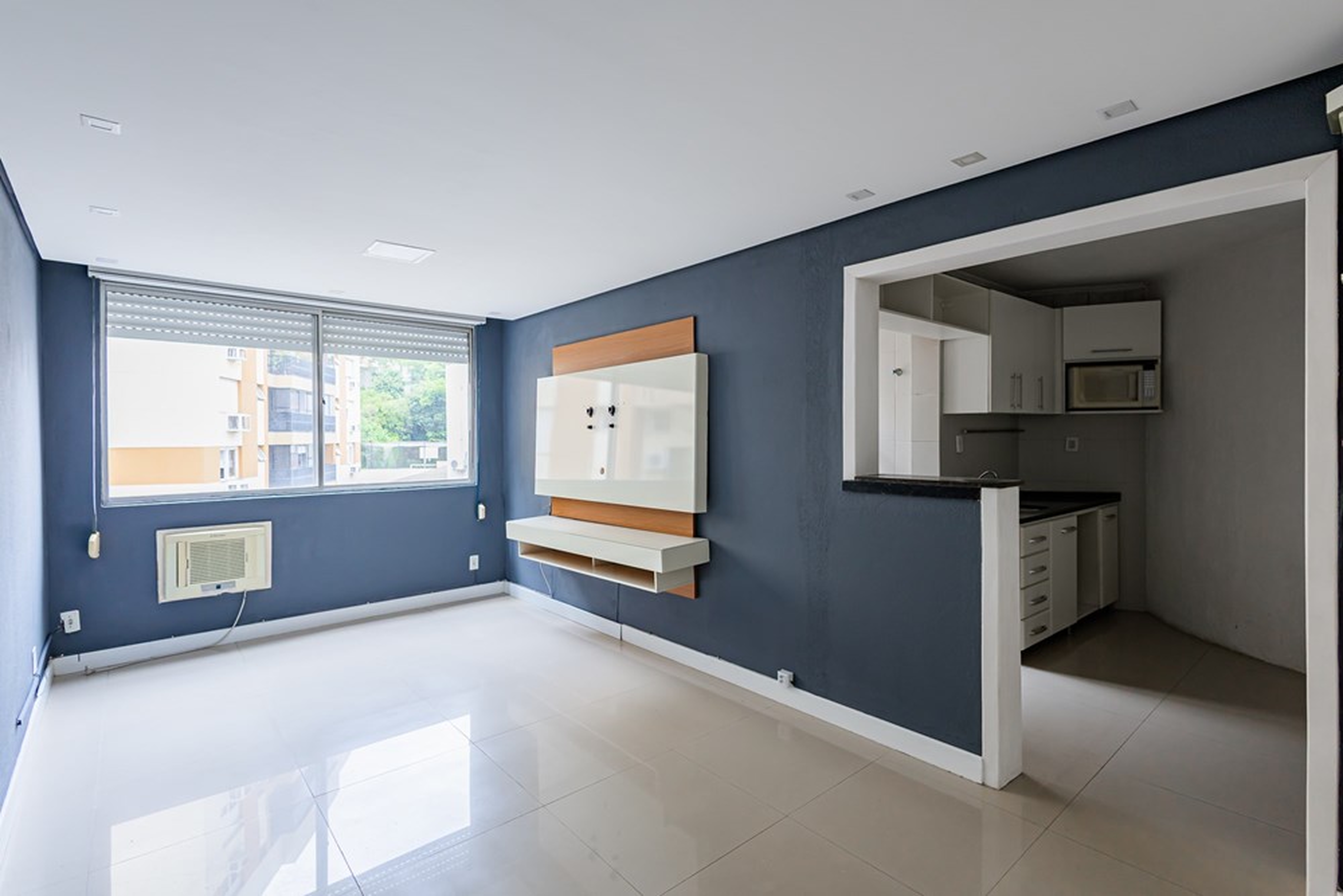 BVAG 1877 Apto 612521072-32 — Apartamento 1 dorm