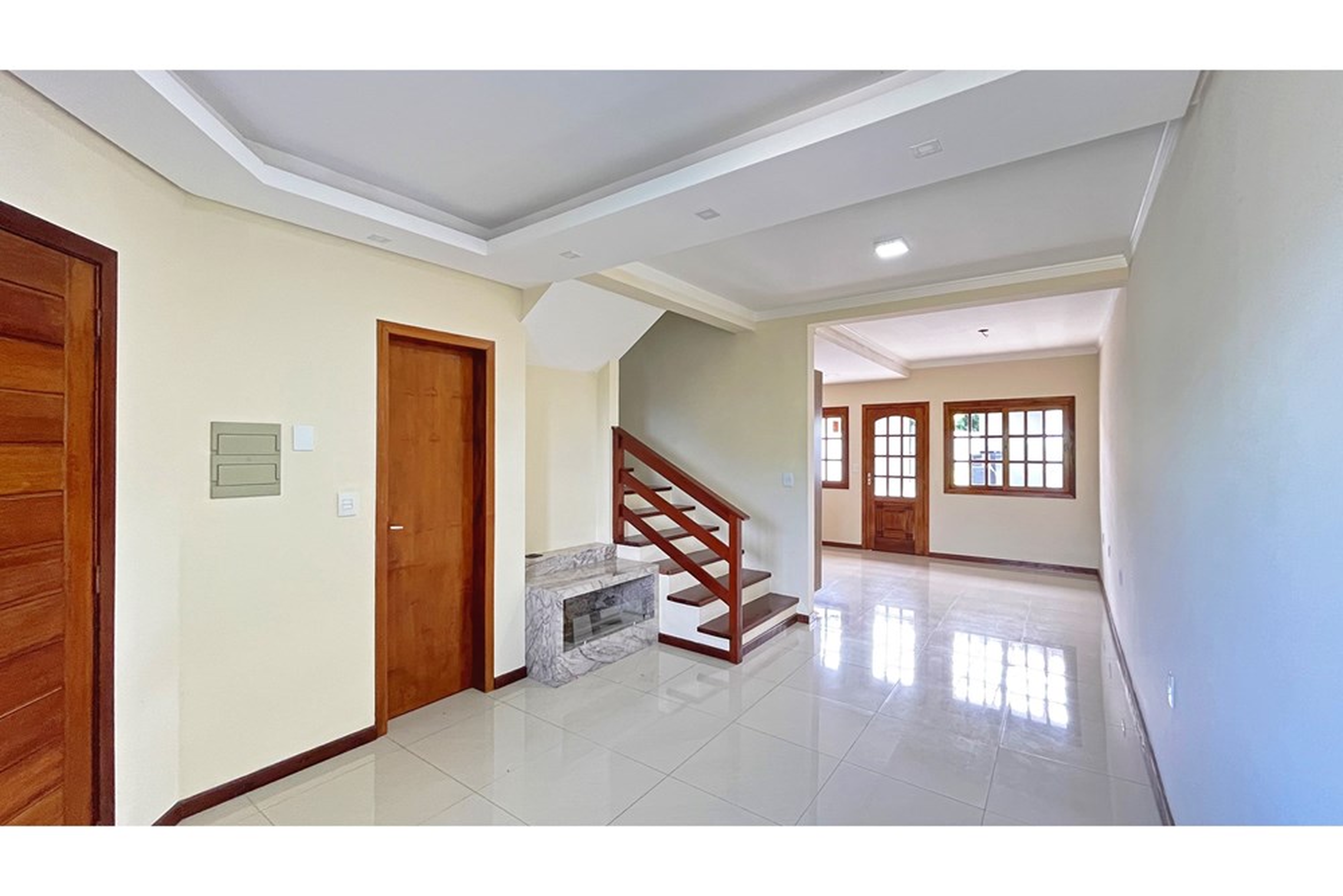ESDC 324 Casa 610191043-30