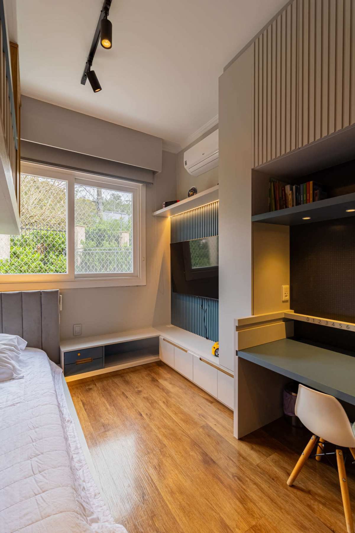 Casa em Condomínio, 3 quartos, à venda, 214 m², Morro Santana - Porto Alegre — foto 5