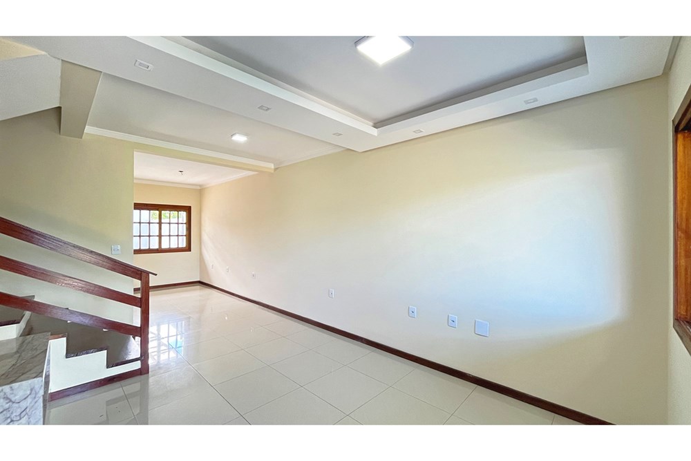 ESDC 324 Casa 610191043-30