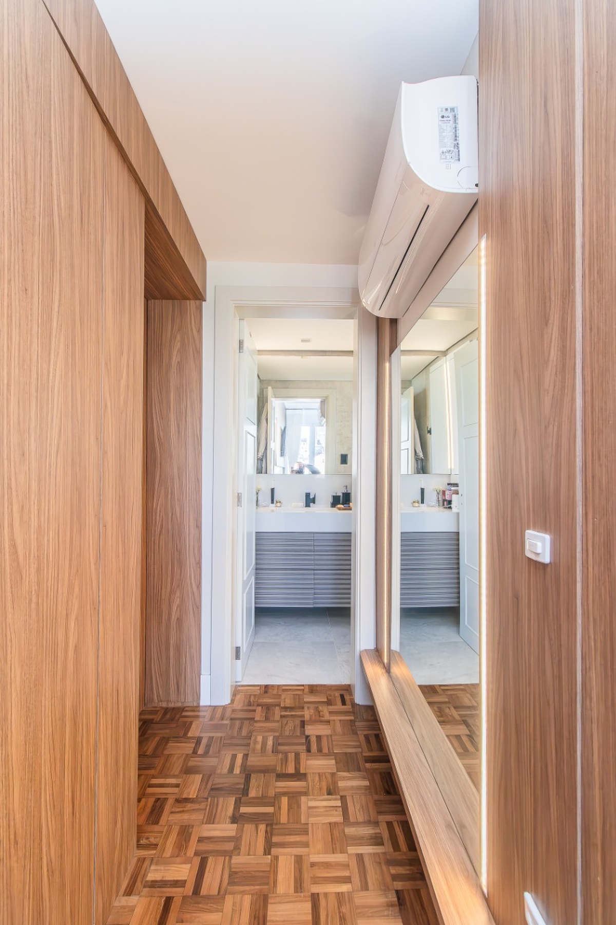Apartamento, 4 quartos, à venda, 325 m², Moinhos de Vento - Porto Alegre — foto 2