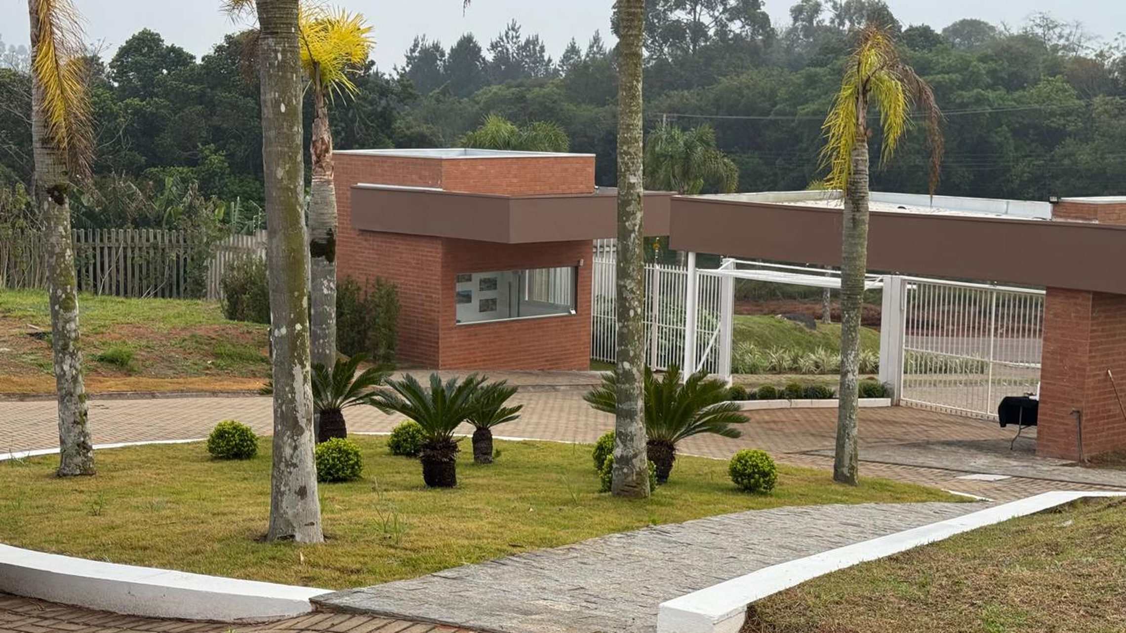 012 fachada