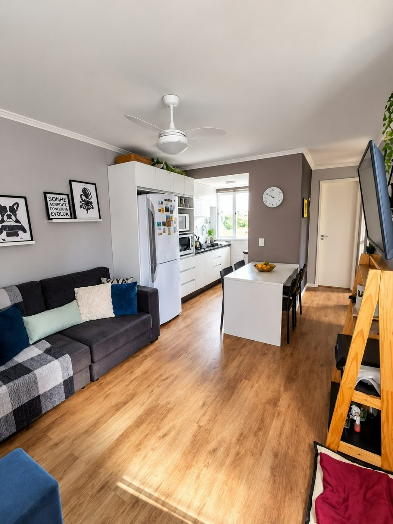 JLJKDO 505 Apto AS14105 — Apartamento 2 dorm