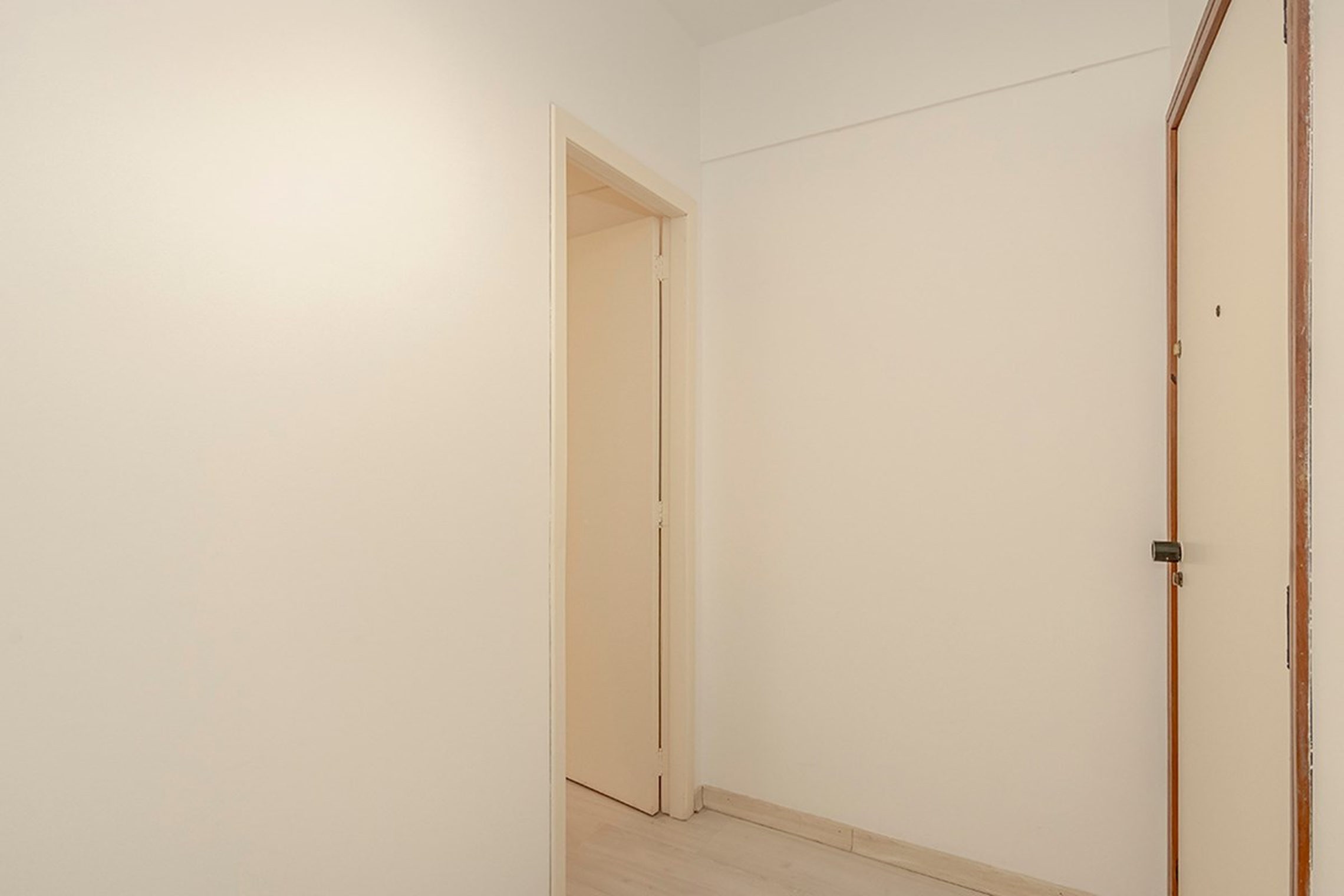 Sala no PT 564 Sala 612521076-18, à venda, 27 m², Petrópolis - Porto Alegre — foto 2