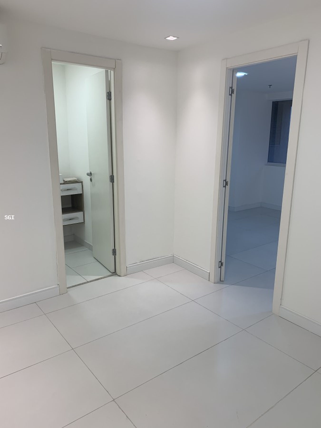 Sala, à venda, 38 m², Independência - Porto Alegre — foto 4