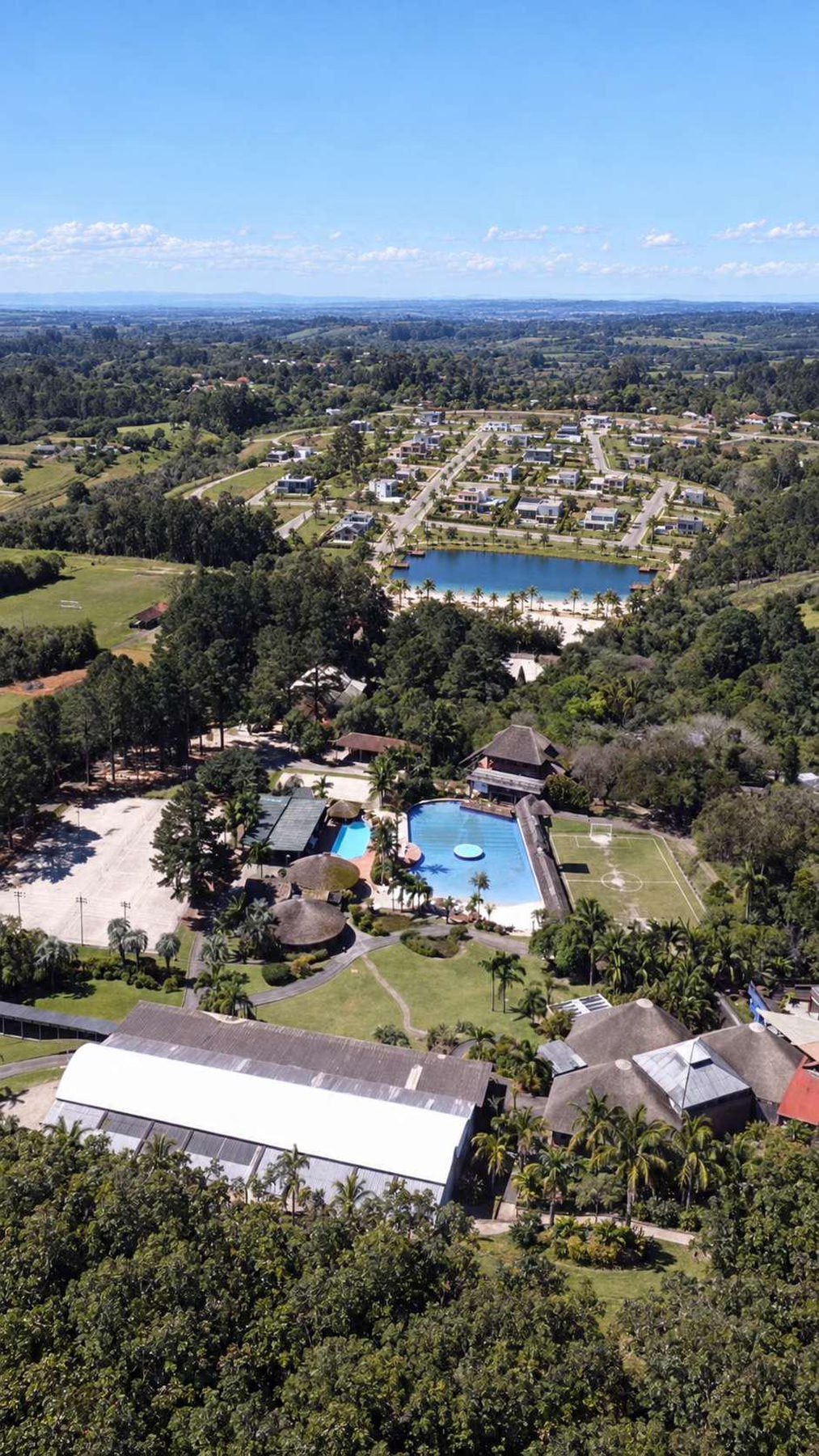Vista Aérea e condomínio