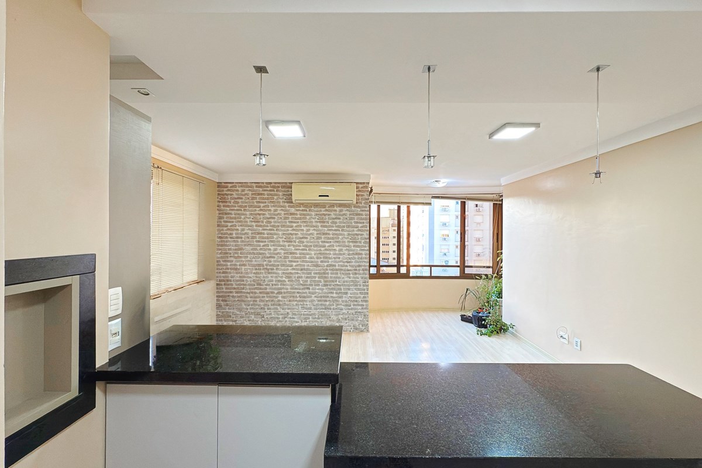 MDCL 87 Apto 610191045-49 — Apartamento 2 dorm