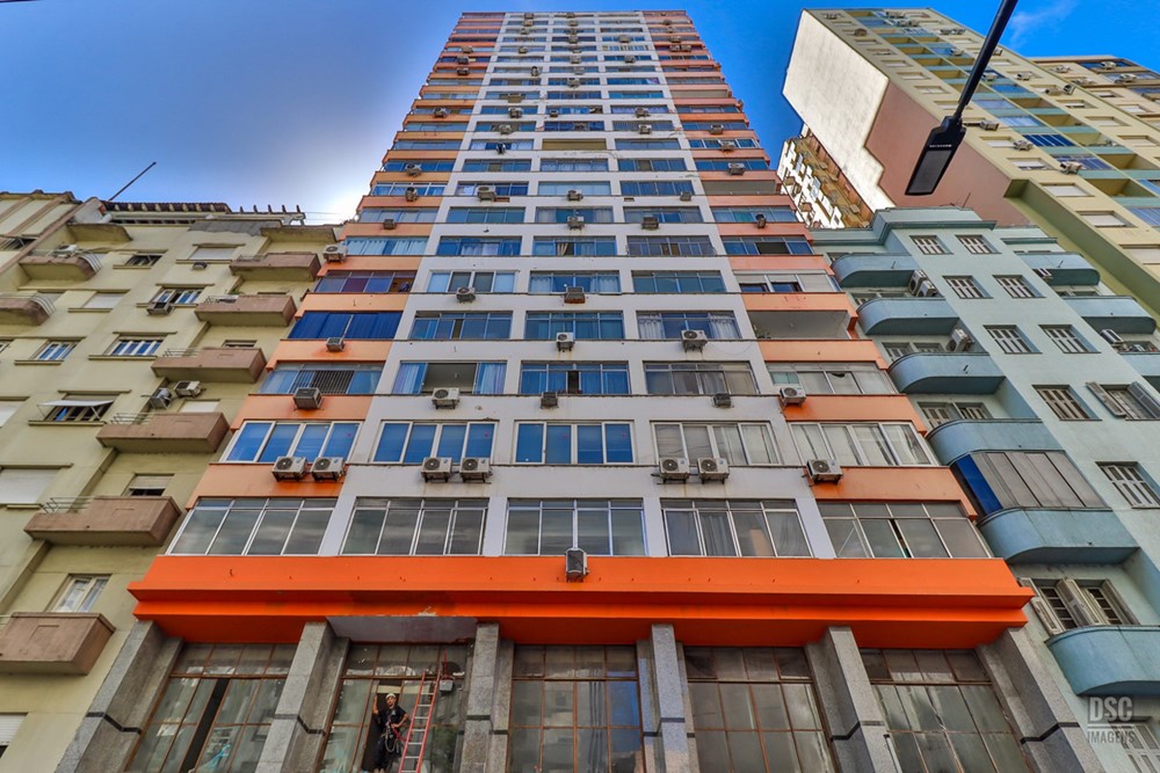 CHBDM 612 Apto 610101007-69 — Apartamento 1 dorm