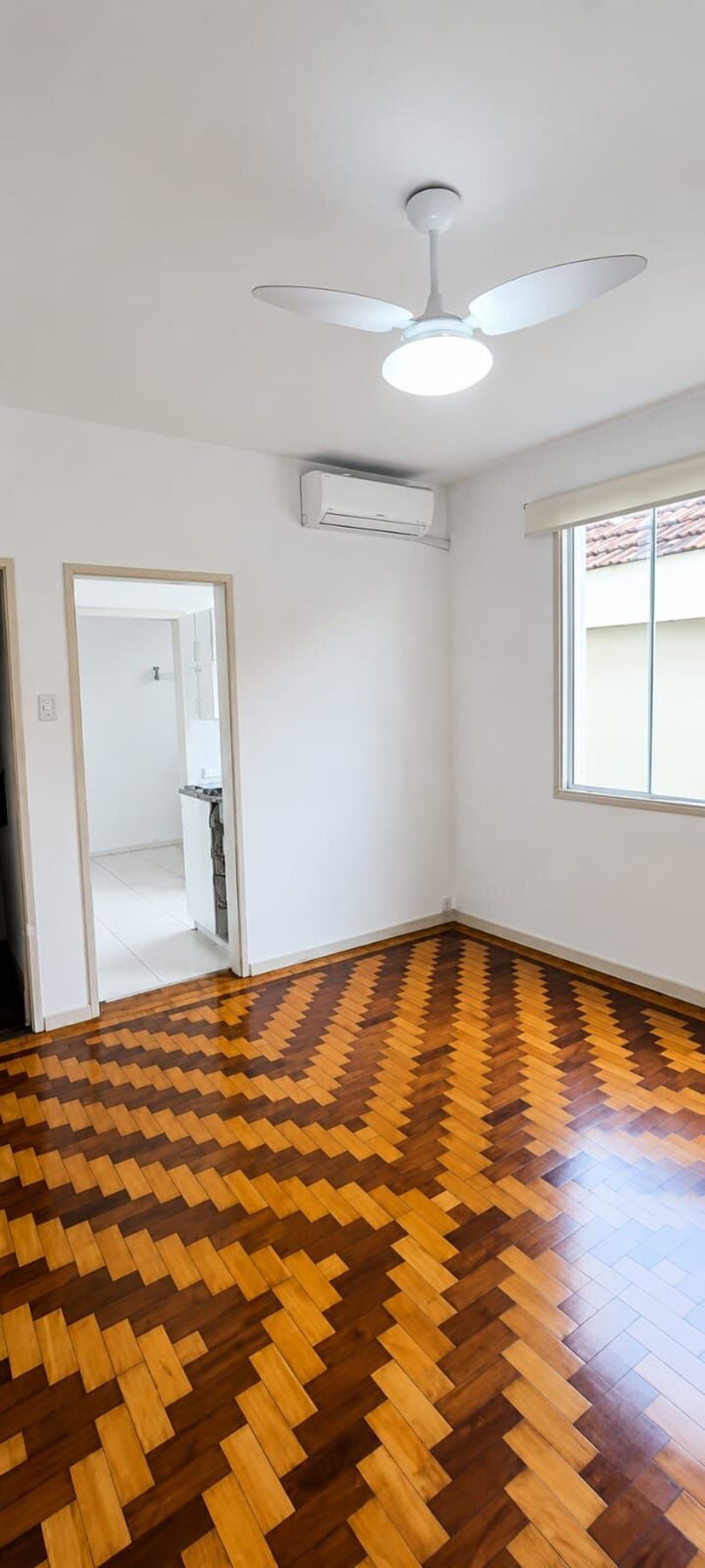 SJCC 2460 Apto CRISTOVAO-1DBARBADA — Apartamento 1 dorm
