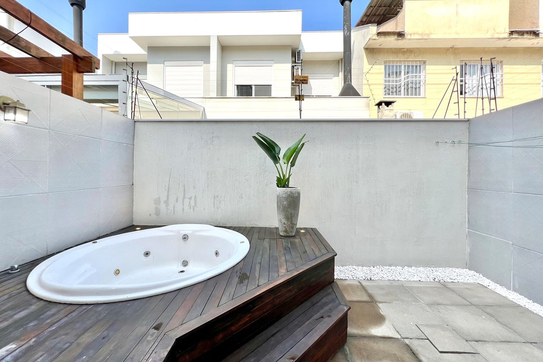 IDEM 563 Casa 610241012-254