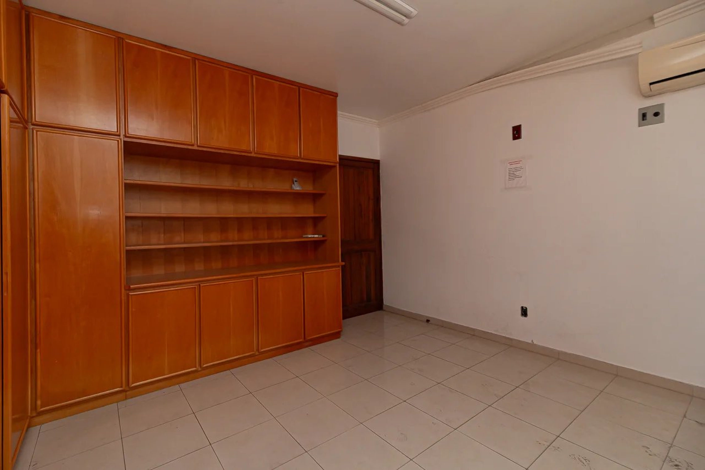 HL 824 Casa 386