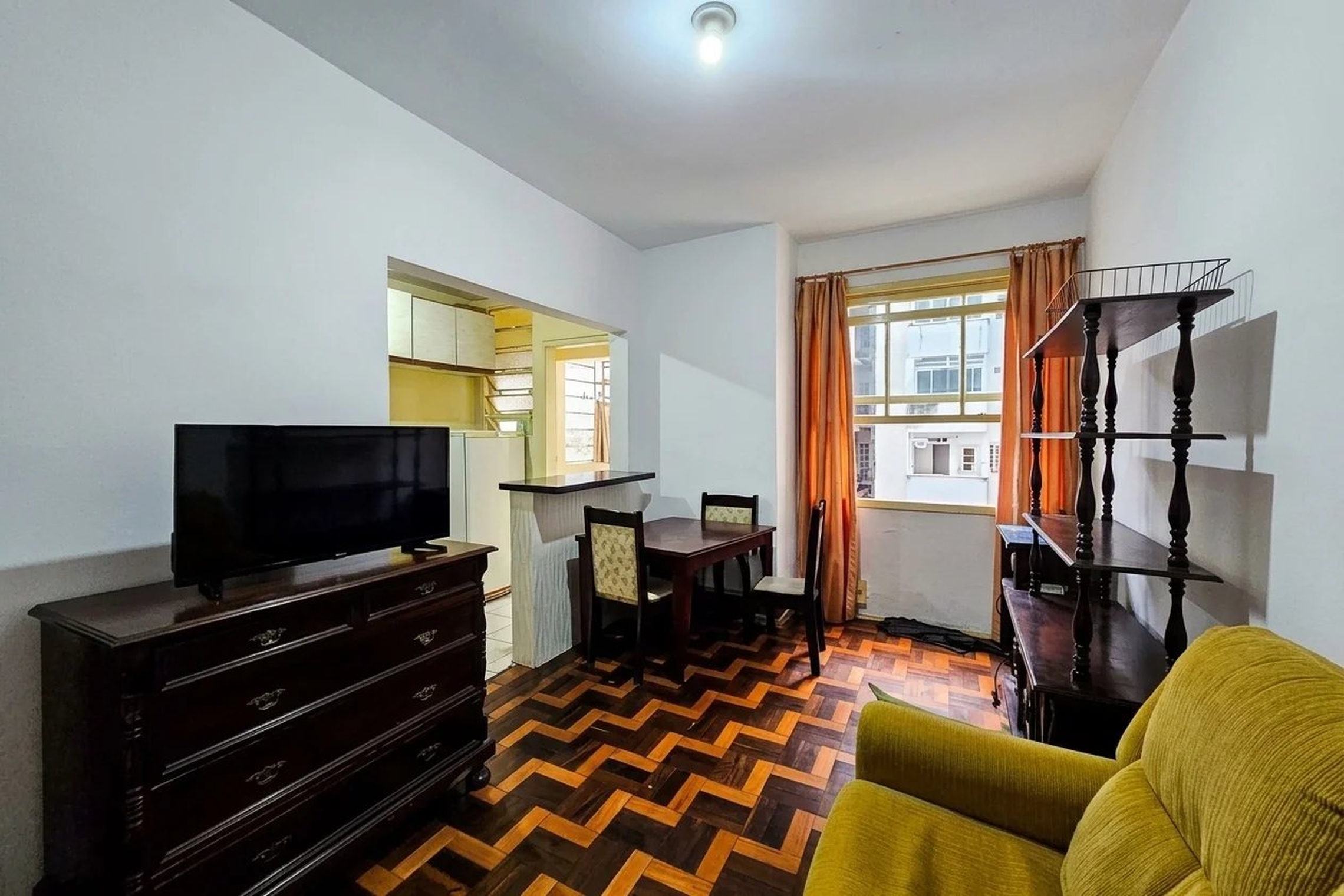 Apartamento no CHR 1521 Apto 424, 2 quartos, à venda, 61 m², Centro Histórico - Porto Alegre — foto 2